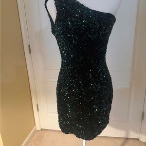 Lucy in the Sky Elegant Deep Dark Green One-Shoulder Sequin lined Dress!